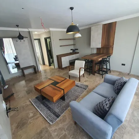 فندق Chic Flat W Pool 5 Min To In Kyrenia كيرينيا